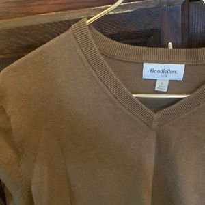 *4/$20* Men’s Goodfellow brown v-neck sweater size L